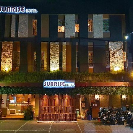 Sunrise Hotel Jogja Kejayan Kültér fotó