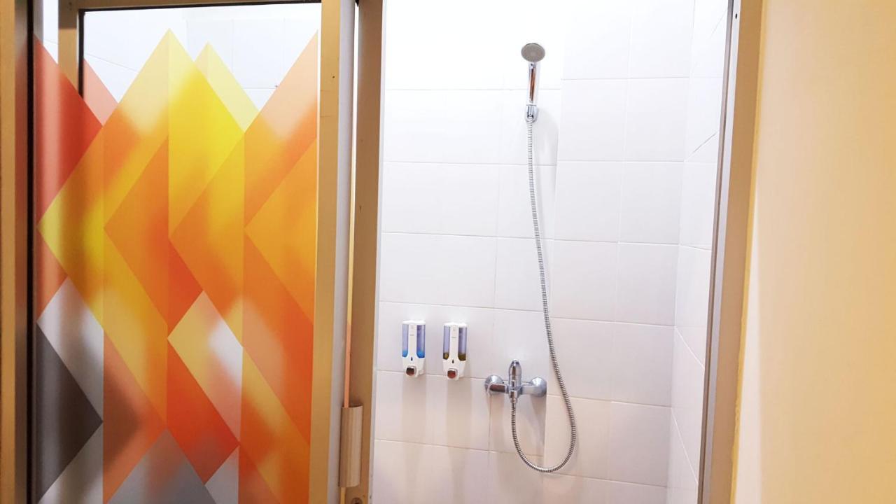 Sunrise Hotel Jogja Kejayan Kültér fotó