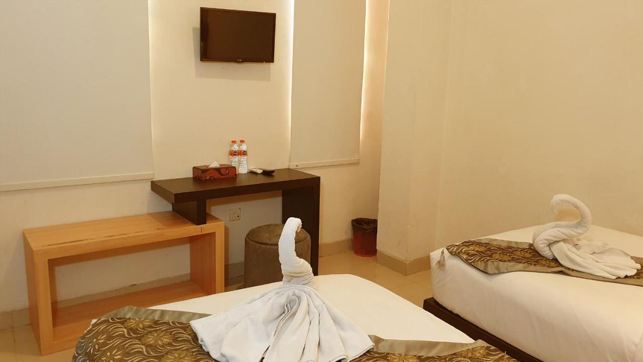 Sunrise Hotel Jogja Kejayan Kültér fotó