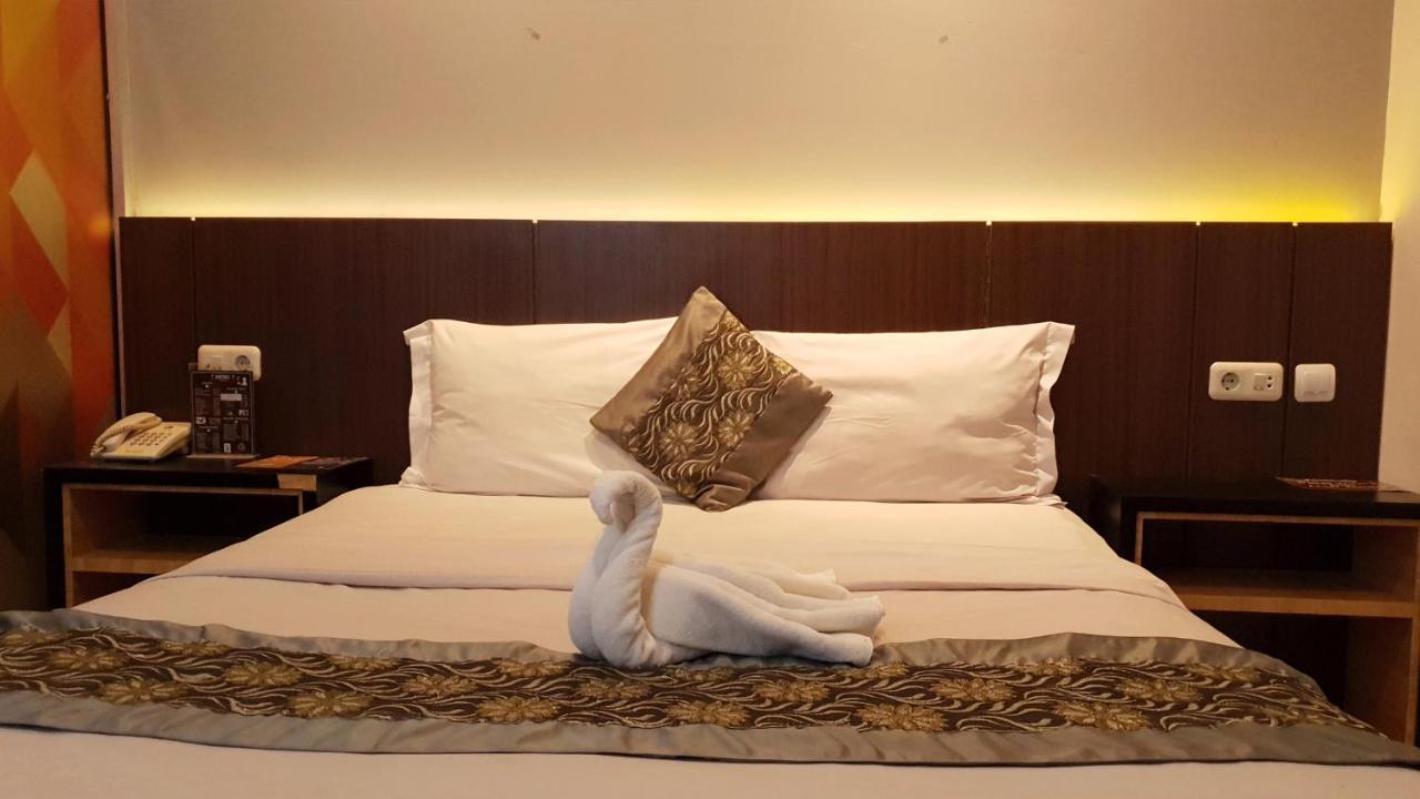 Sunrise Hotel Jogja Kejayan Kültér fotó