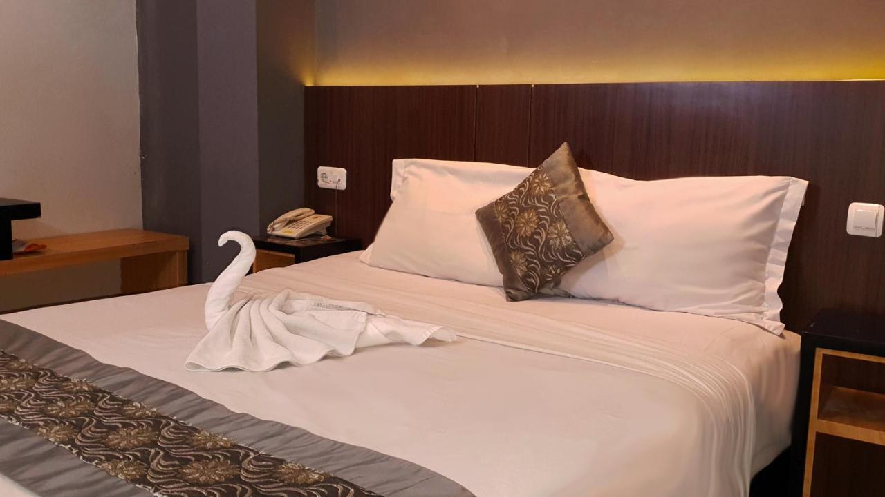Sunrise Hotel Jogja Kejayan Kültér fotó