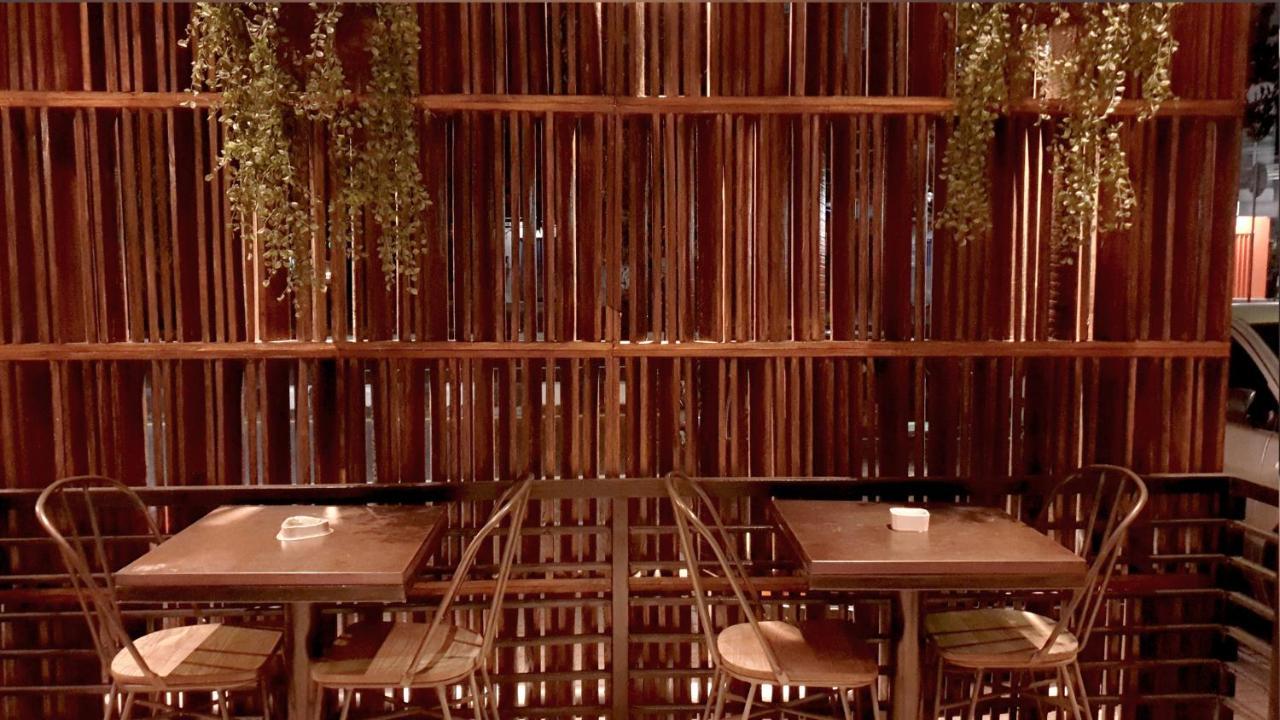 Sunrise Hotel Jogja Kejayan Kültér fotó