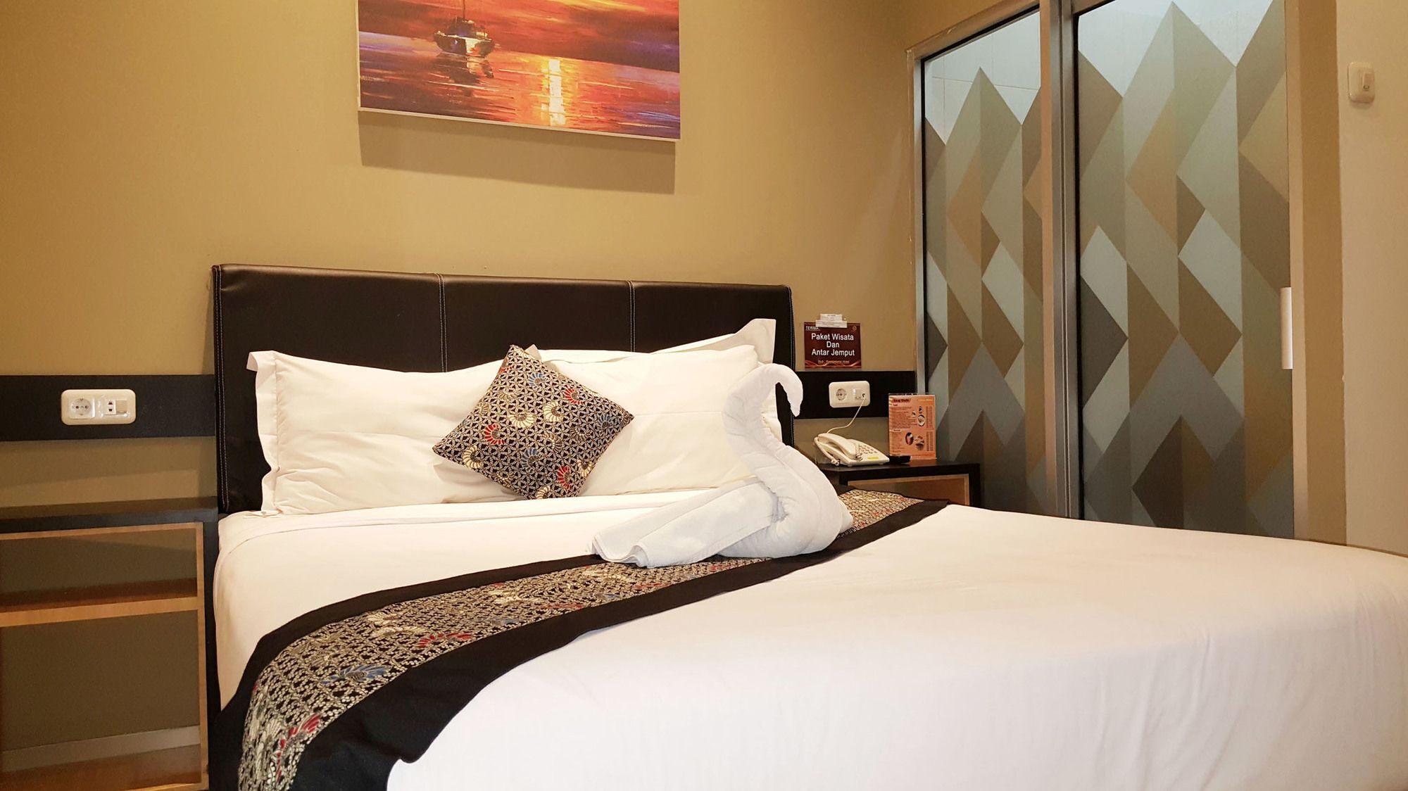 Sunrise Hotel Jogja Kejayan Kültér fotó
